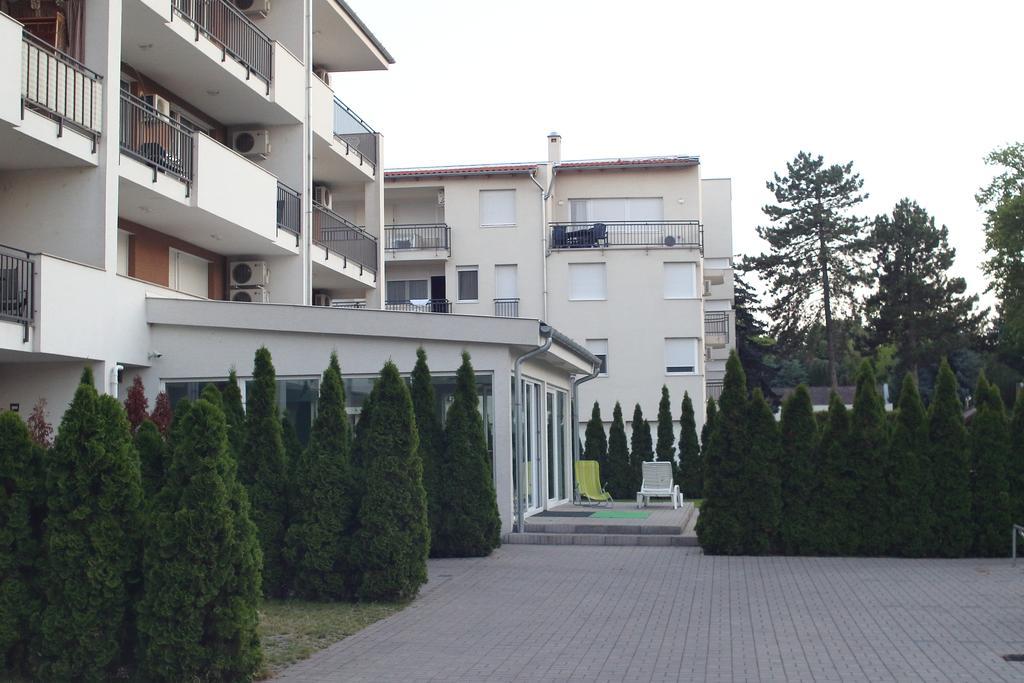Honey Wellness Apartman Siofok Exterior photo